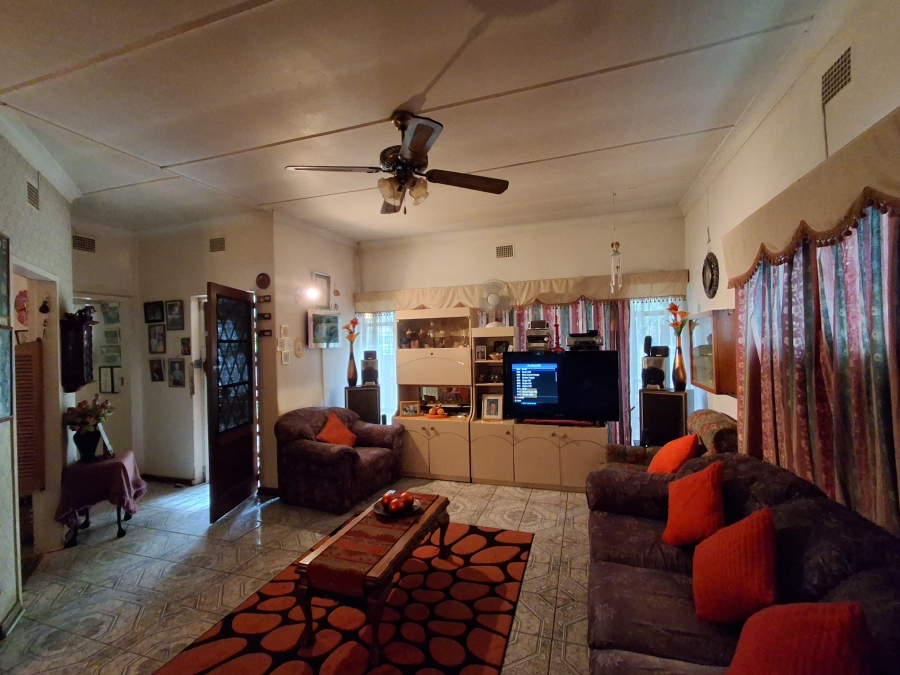 3 Bedroom Property for Sale in Roosheuwel North West